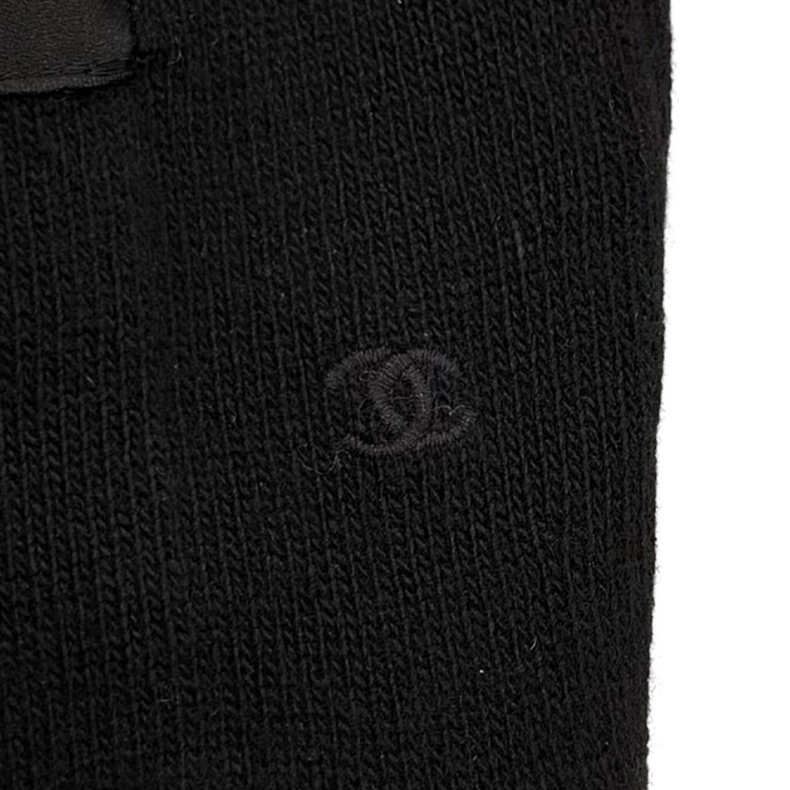 Great CHANEL cardigan COCO Mark embroidered knit with ribbon black