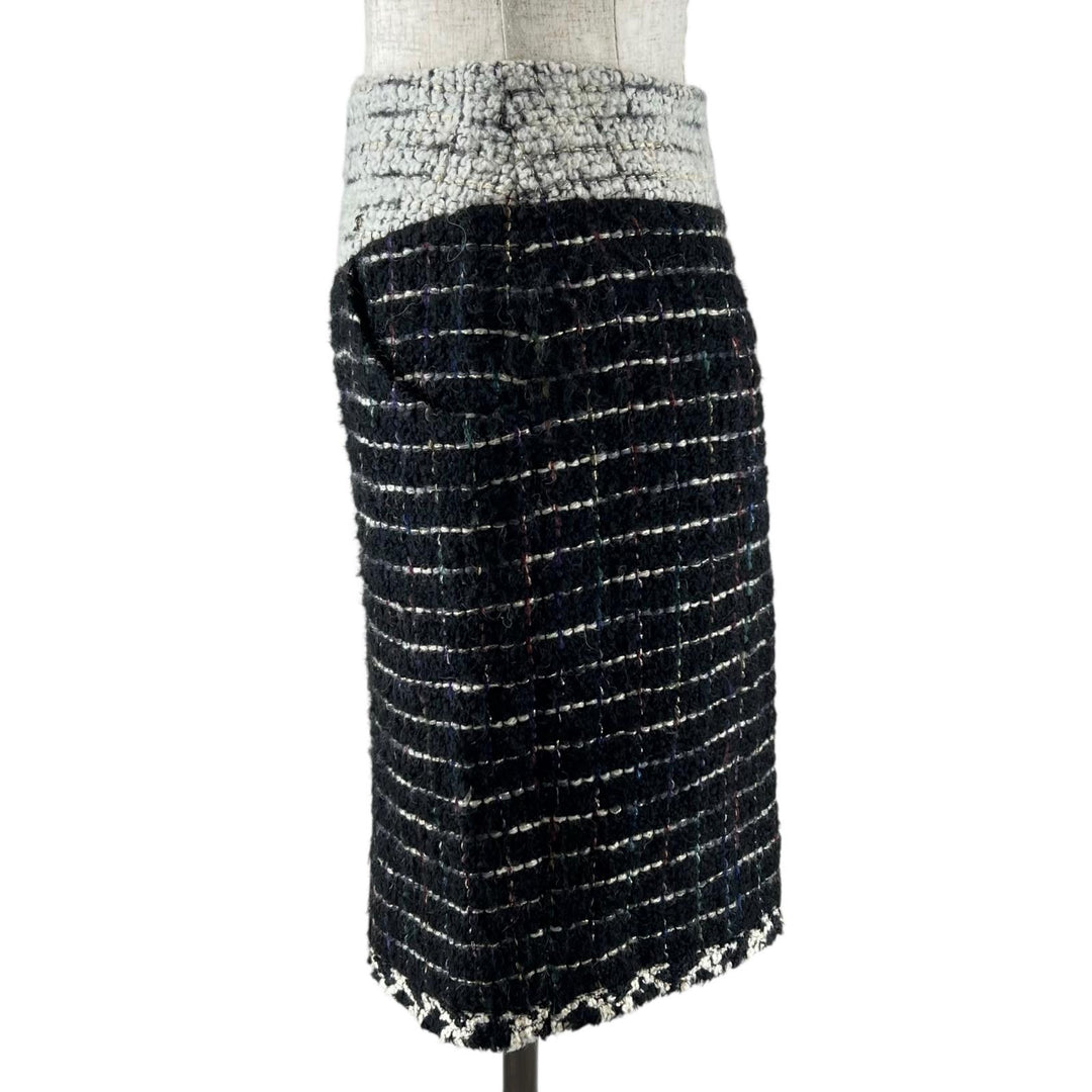 Great CHANEL Tweed skirt COCO Mark black silk Women 34 P36834