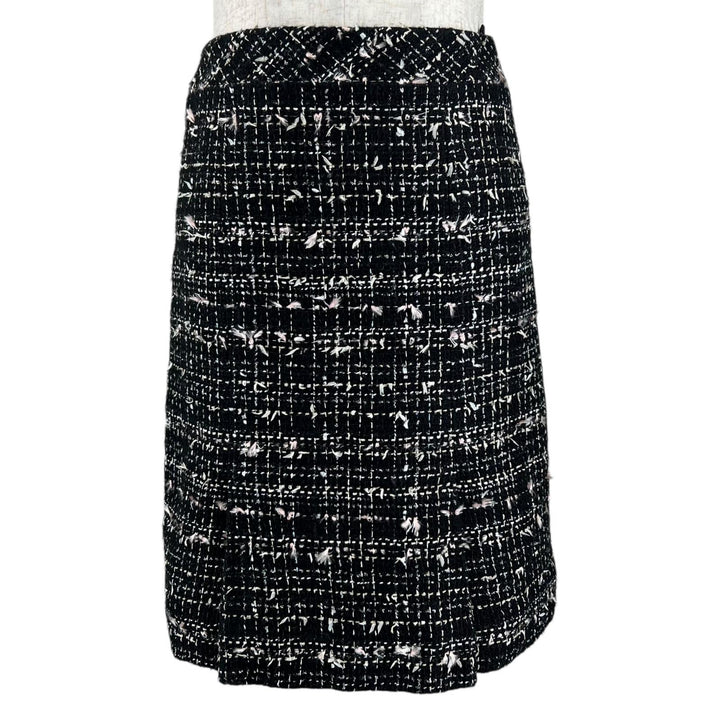 Excellent CHANEL Tweed skirt 05C black acrylic Women 34 P24940