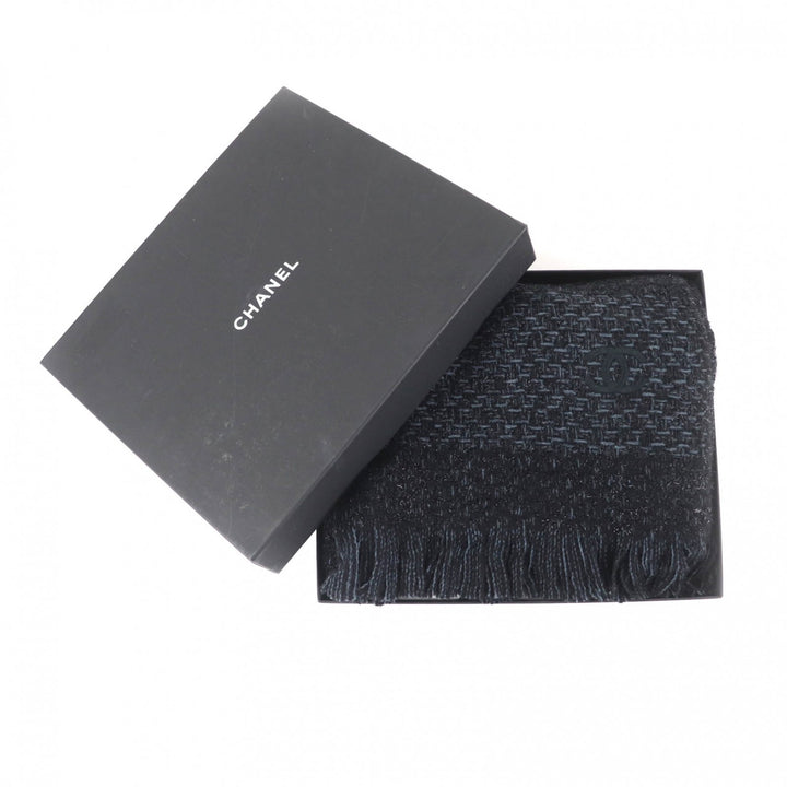 Excellent CHANEL shawl black cashmere Women