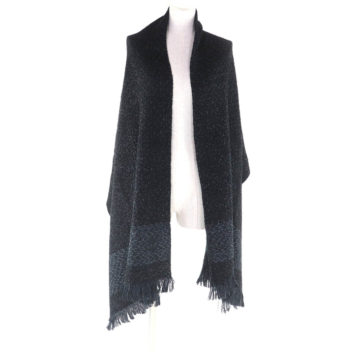 Excellent CHANEL shawl black cashmere Women