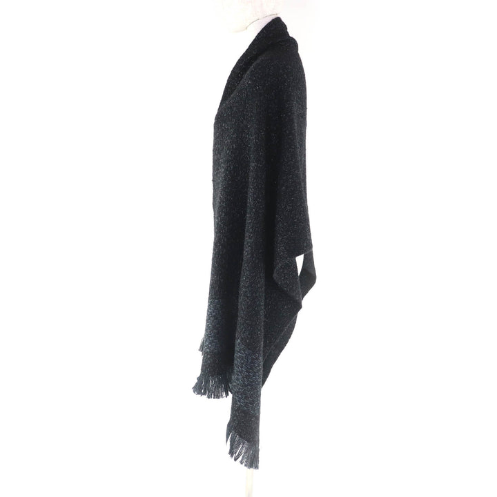 Excellent CHANEL shawl black cashmere Women
