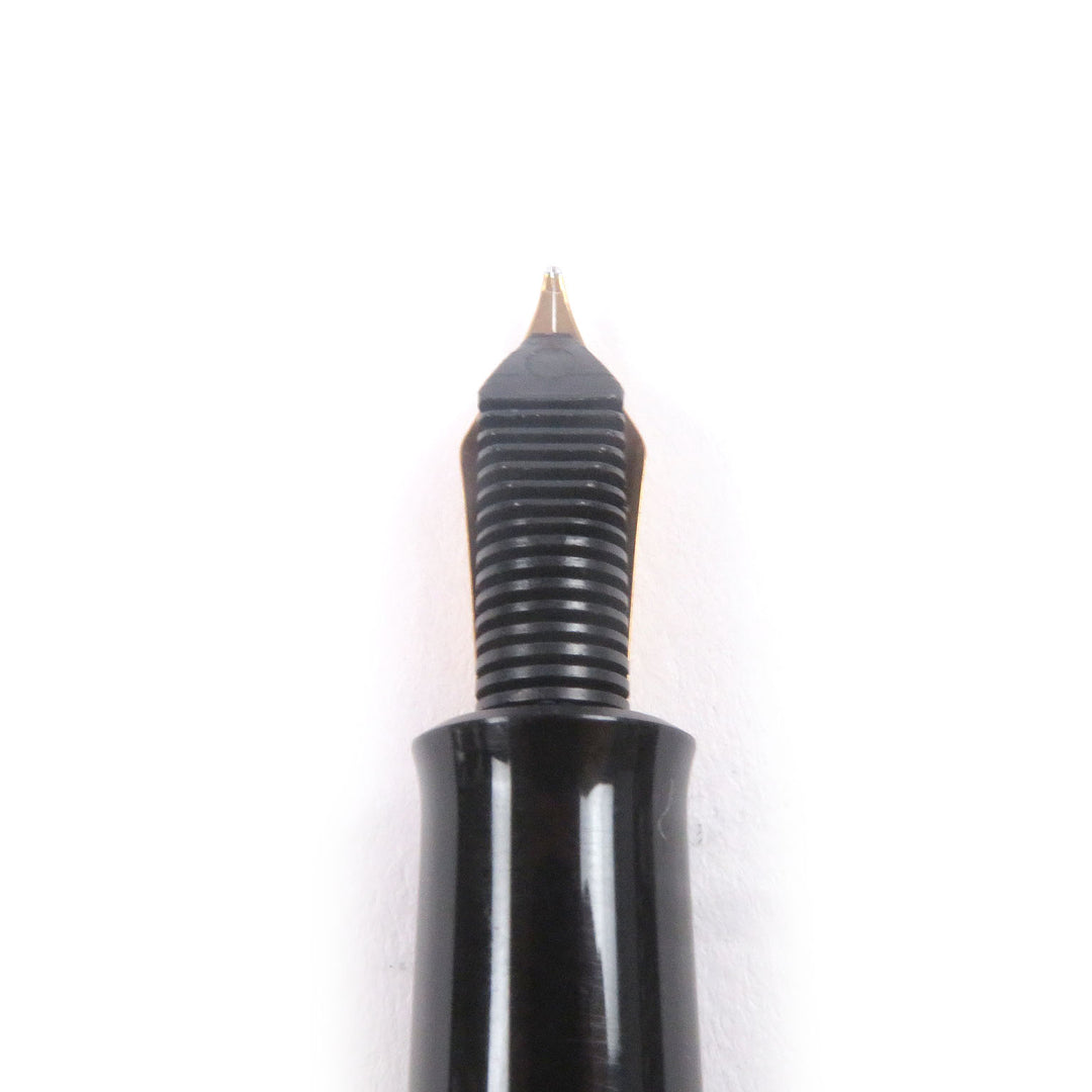Great PERIKAN fountain pen Toledo earliest type black 18K mens M700