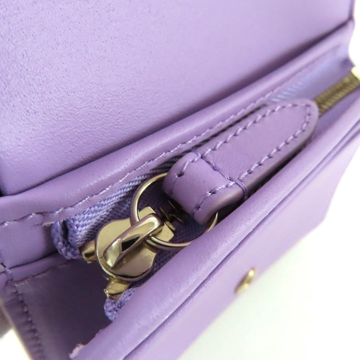 Pristine GUCCI Bifold Wallet Metallic purple Patent leather Women 847207