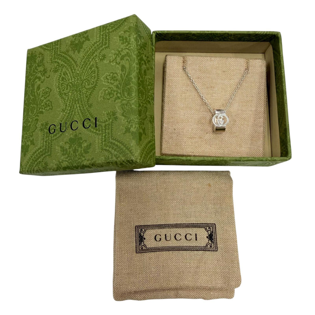 Great GUCCI Interlocking G Pendant Necklace Current product Silver AG925