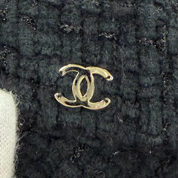 Great CHANEL hat COCO Mark Tweed black cotton Women M 22B AA8560