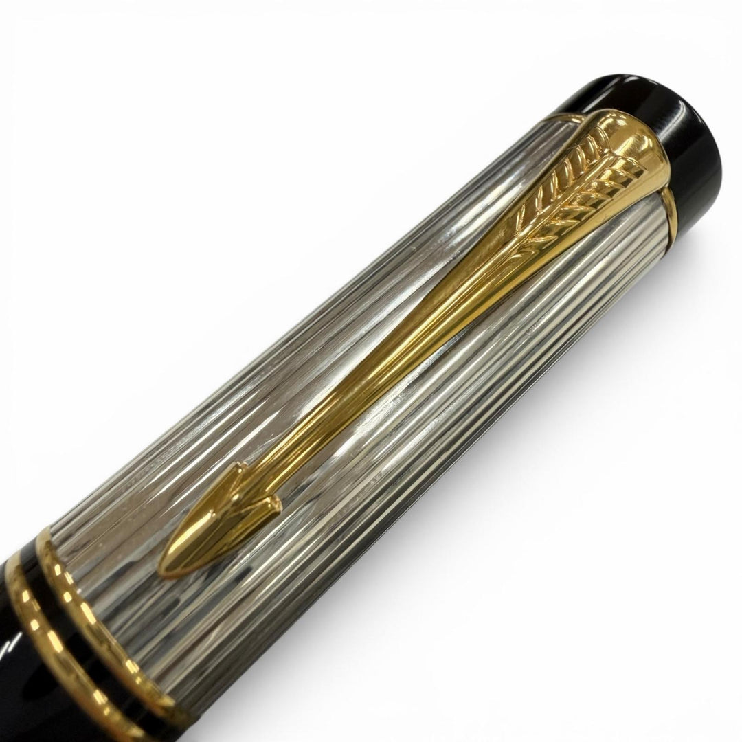Great PARKER fountain pen Duofold Centennial Duofold Centennial Silver 18K mens