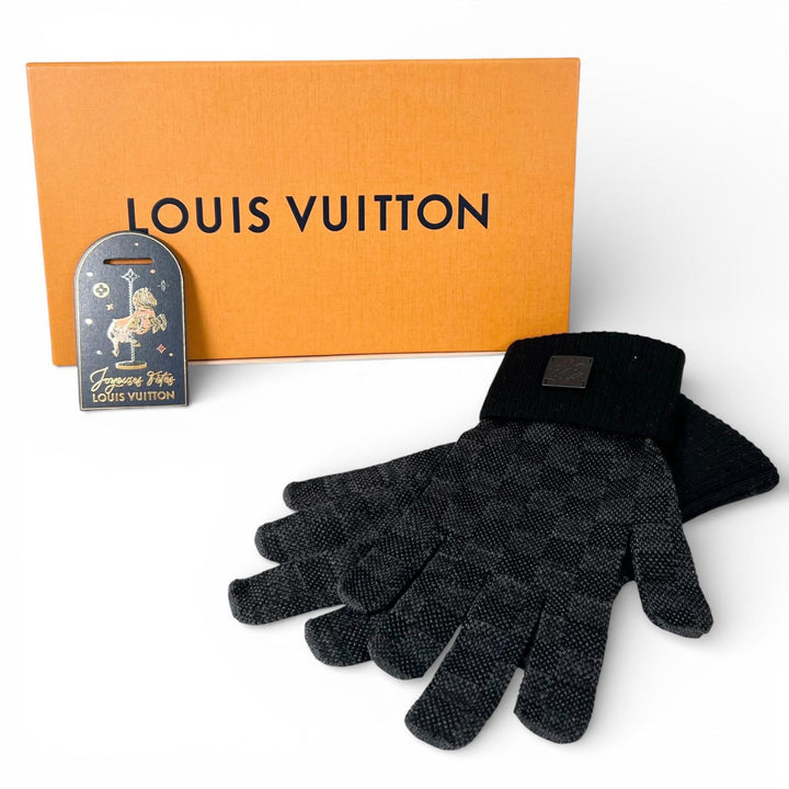 Excellent LOUIS VUITTON gloves Neo Petit Damier black wool mens S M77992