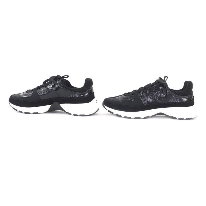 Pristine CHANEL Low cut sneakers COCO Mark black leather Women 37 G46609