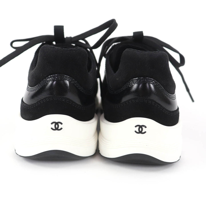Pristine CHANEL Low cut sneakers COCO Mark black leather Women 37 G46609