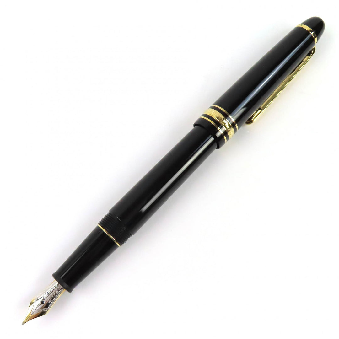 Pristine MONTBLANC fountain pen Meisterstück 145 black 14K mens