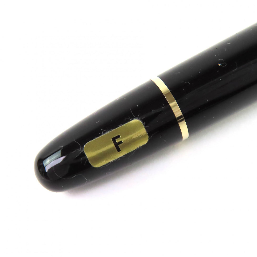 Pristine MONTBLANC fountain pen Meisterstück 145 black 14K mens
