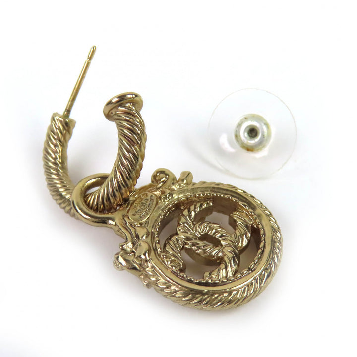 Excellent CHANEL COCO Mark Rope Twist Swing Pierce Accessory (Binaural) gold 05A