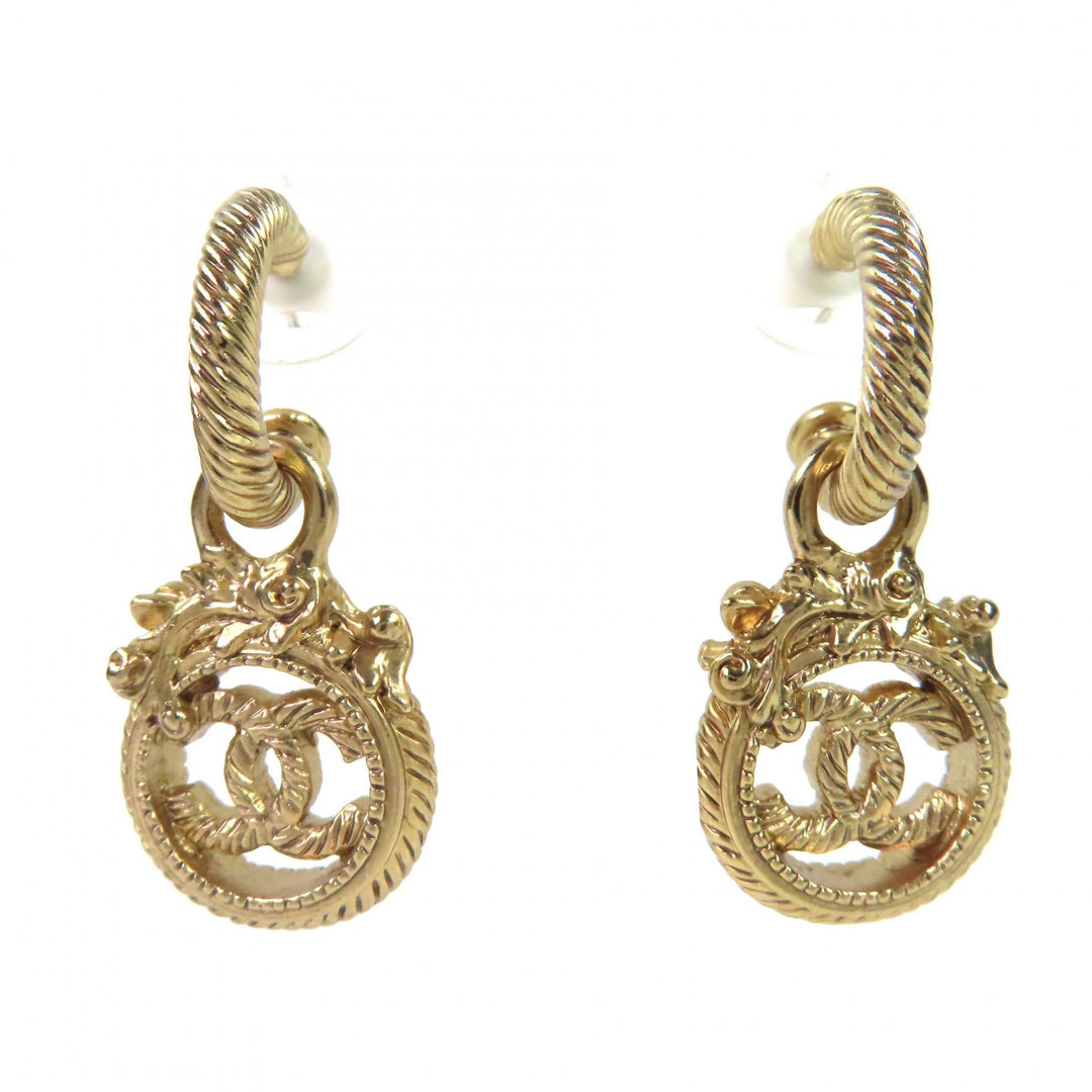 Excellent CHANEL COCO Mark Rope Twist Swing Pierce Accessory (Binaural) gold 05A