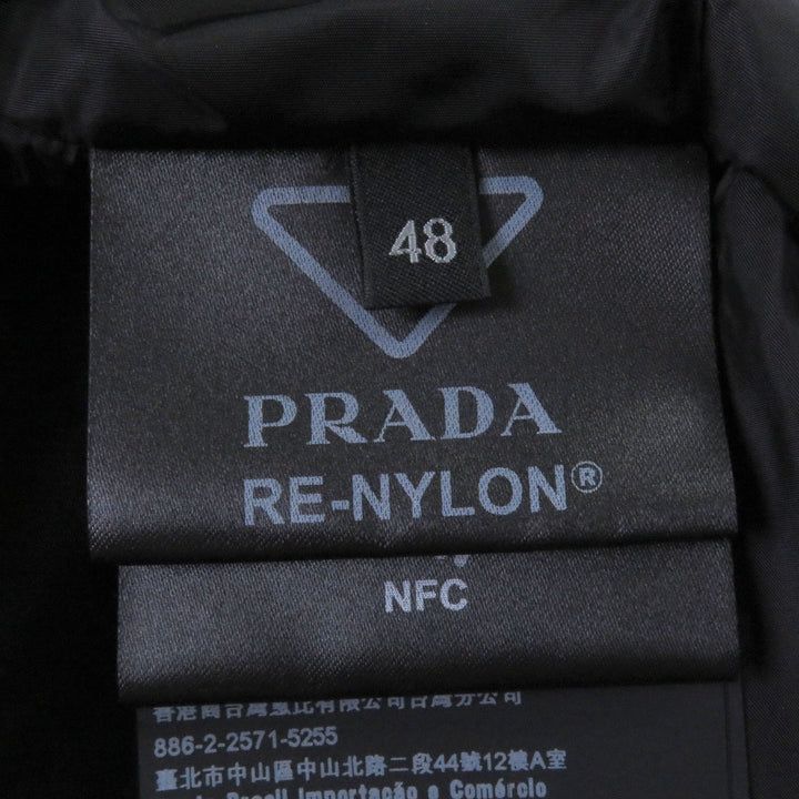 纯正的 PRADA adidas Benchcoat Re-Nylon 三条纹三角形标志
