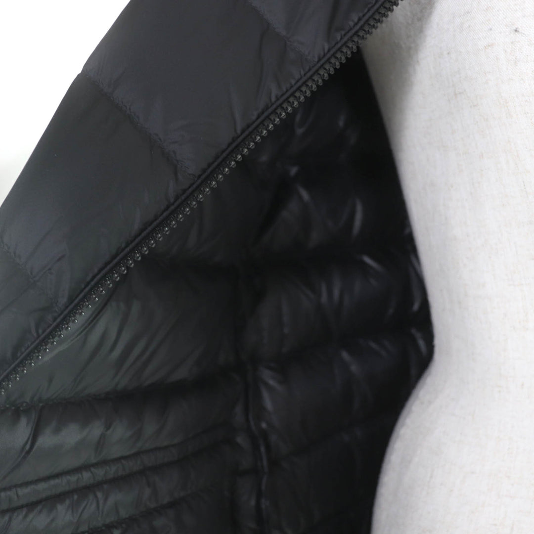 Pristine MONCLER down coat SEDAN Logo patch and hood black Nylon Women 0