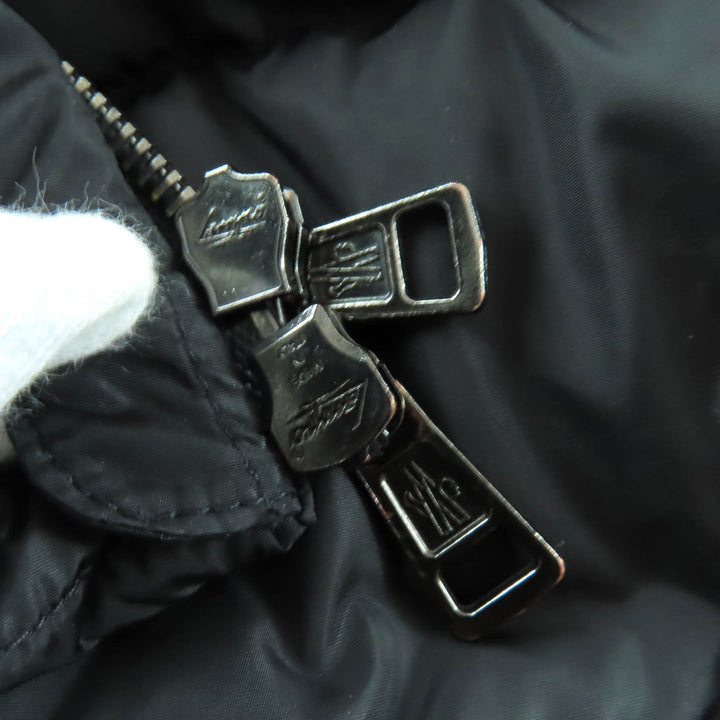 Great MONCLER down coat black Nylon Women 0