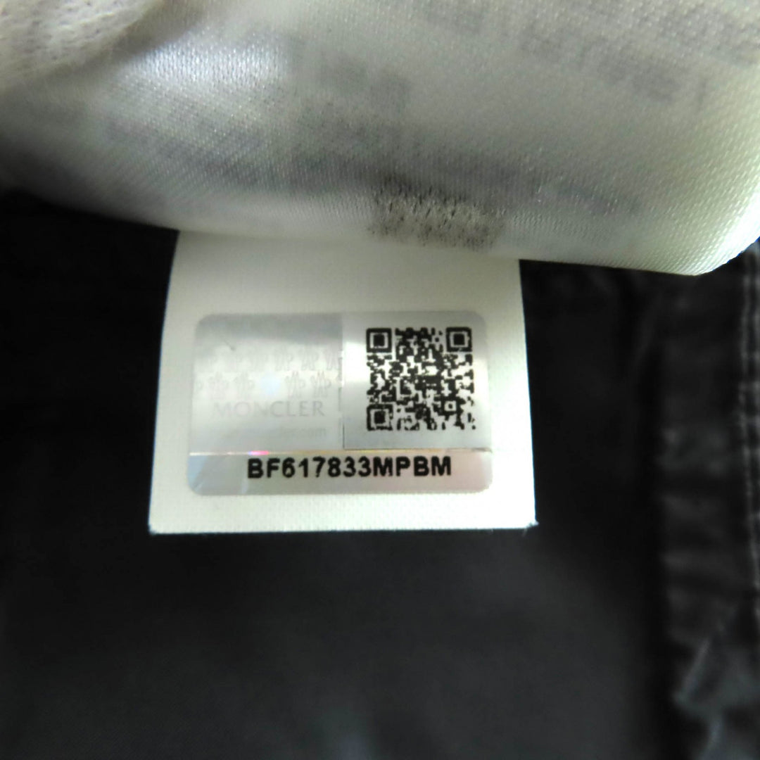 Great MONCLER down coat black Nylon Women 0