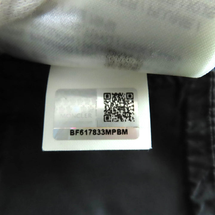 Great MONCLER down coat black Nylon Women 0