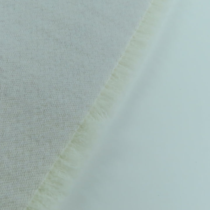 Great CHANEL shawl gray wool Women