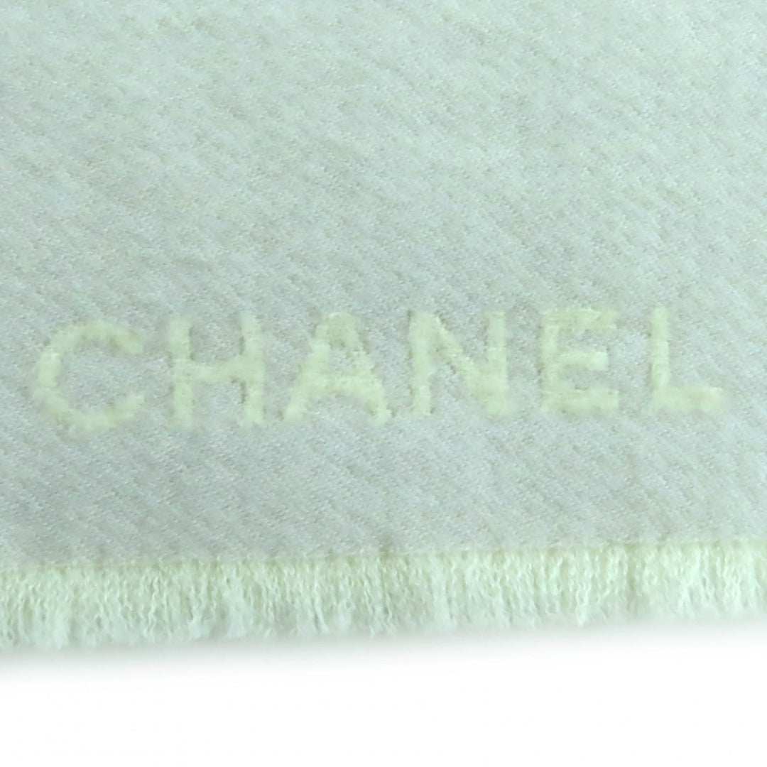 Great CHANEL shawl gray wool Women