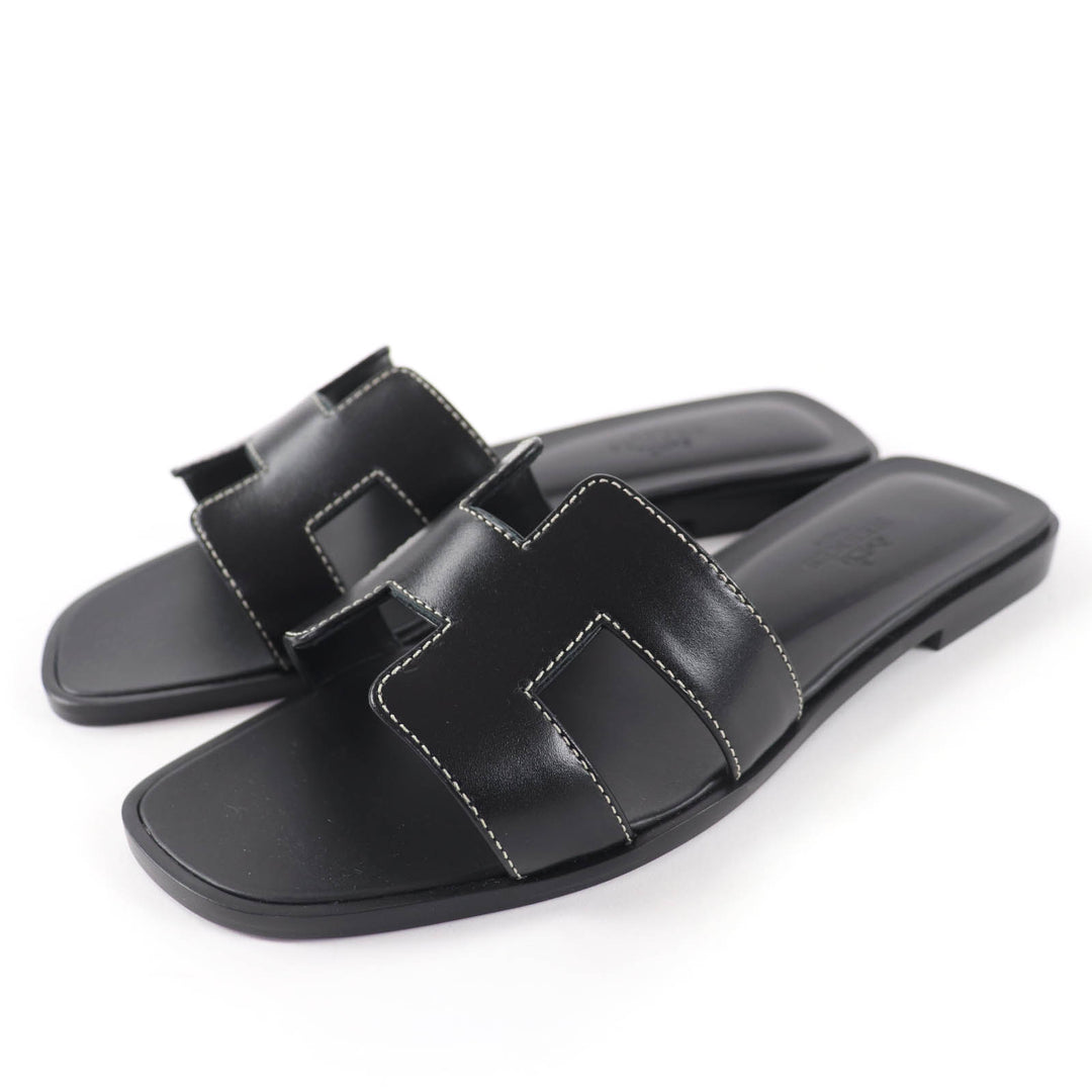 Pristine HERMES Sandals Oran Leather flat black Box scarf Leather Women 35.5
