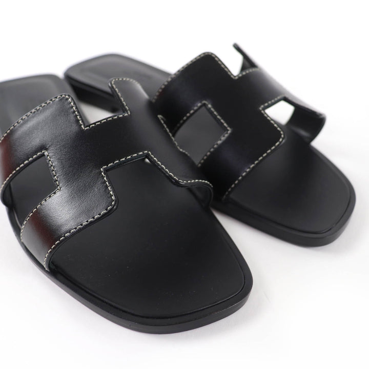 Pristine HERMES Sandals Oran Leather flat black Box scarf Leather Women 35.5