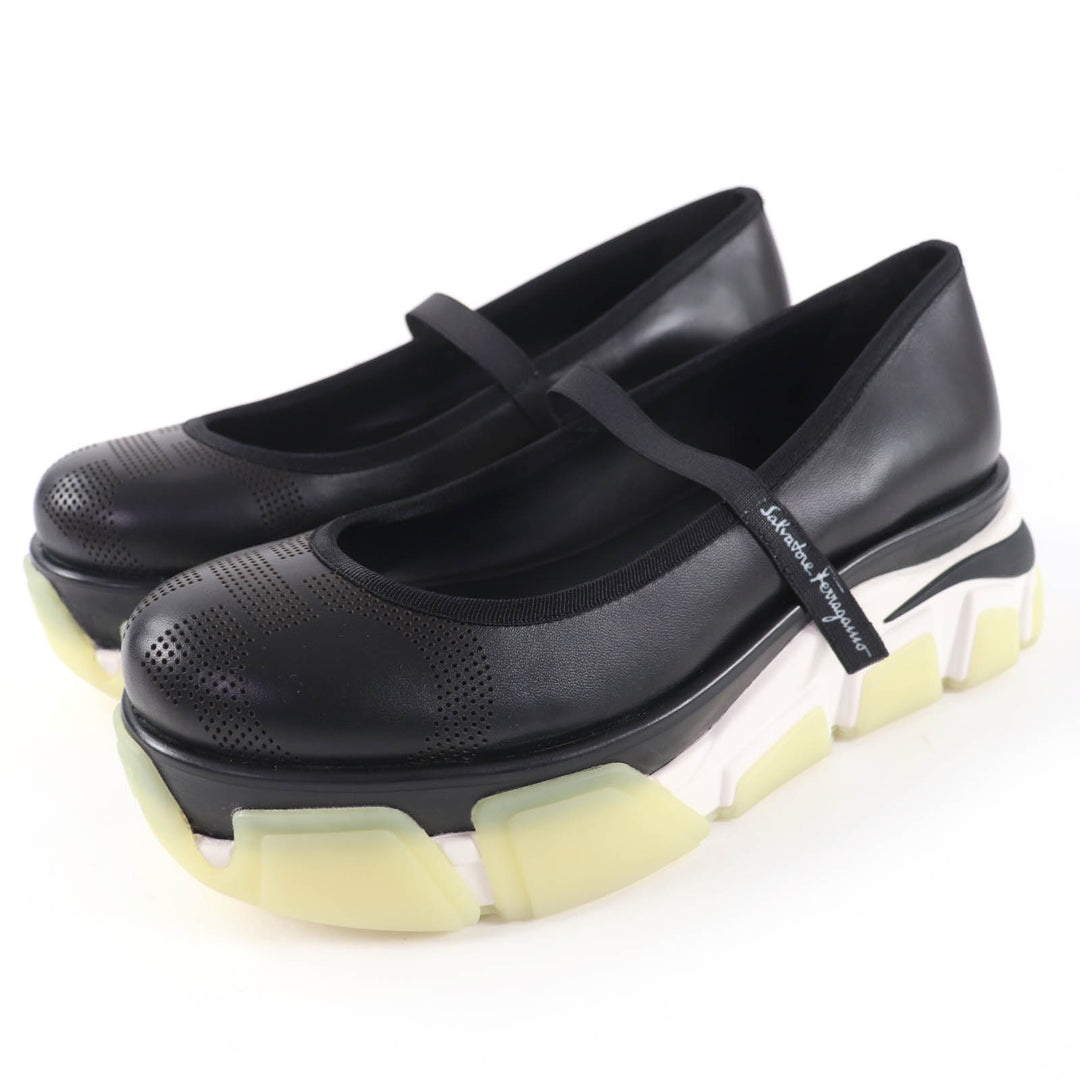 Excellent Salvatore Ferragamo sneakers DAMSKOR Gancini Punched Damskoor 8.5