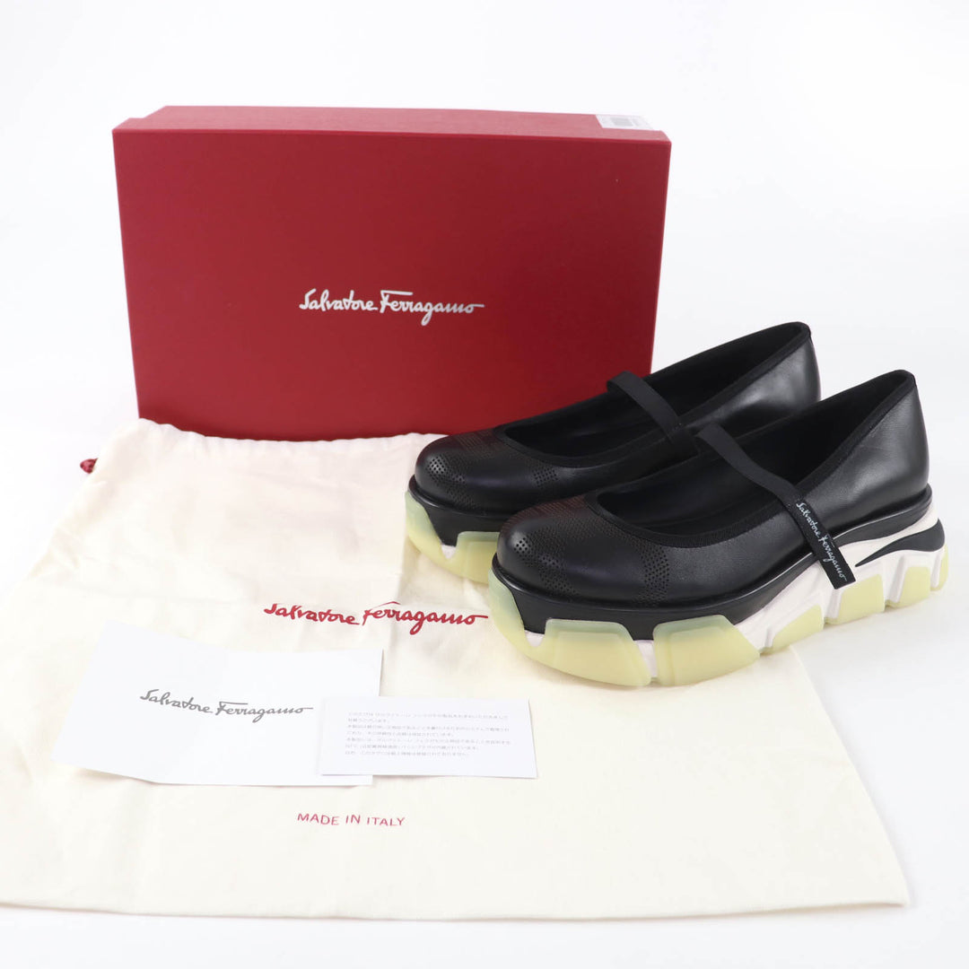 Excellent Salvatore Ferragamo sneakers DAMSKOR Gancini Punched Damskoor 8.5