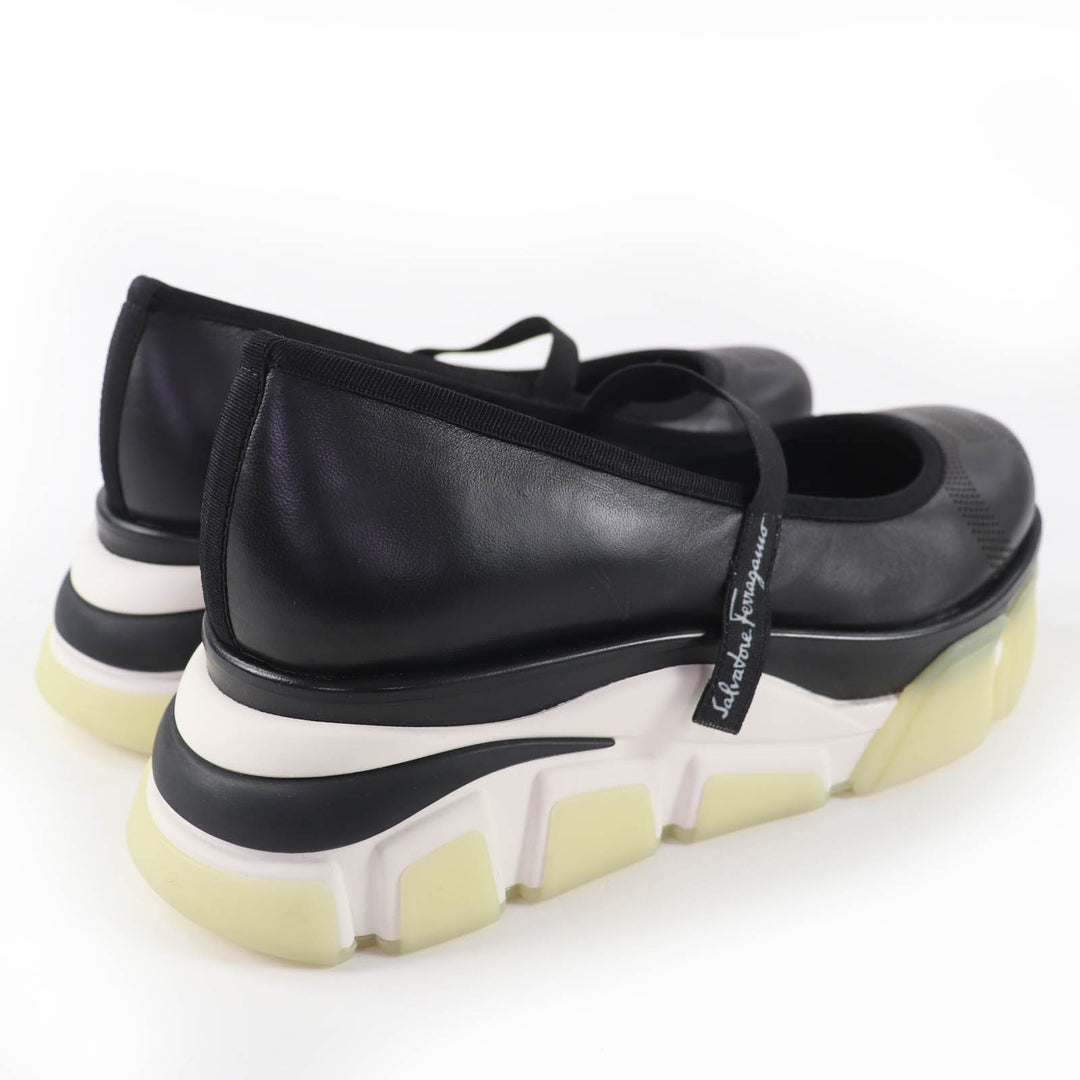 Excellent Salvatore Ferragamo sneakers DAMSKOR Gancini Punched Damskoor 8.5