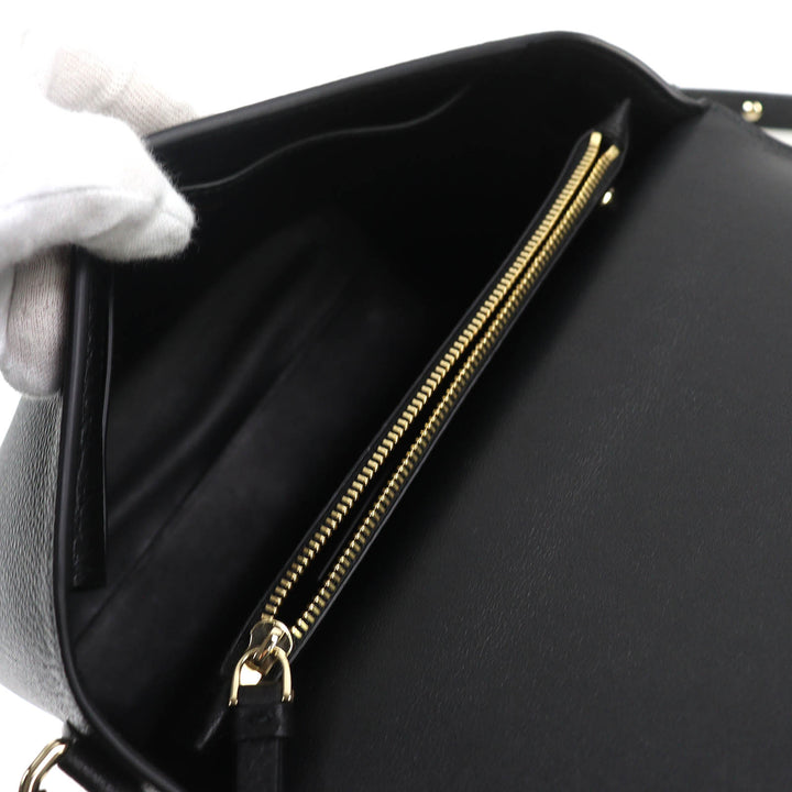 Pristine Salvatore Ferragamo Shoulder Bag studio Gancini leather black 21H886