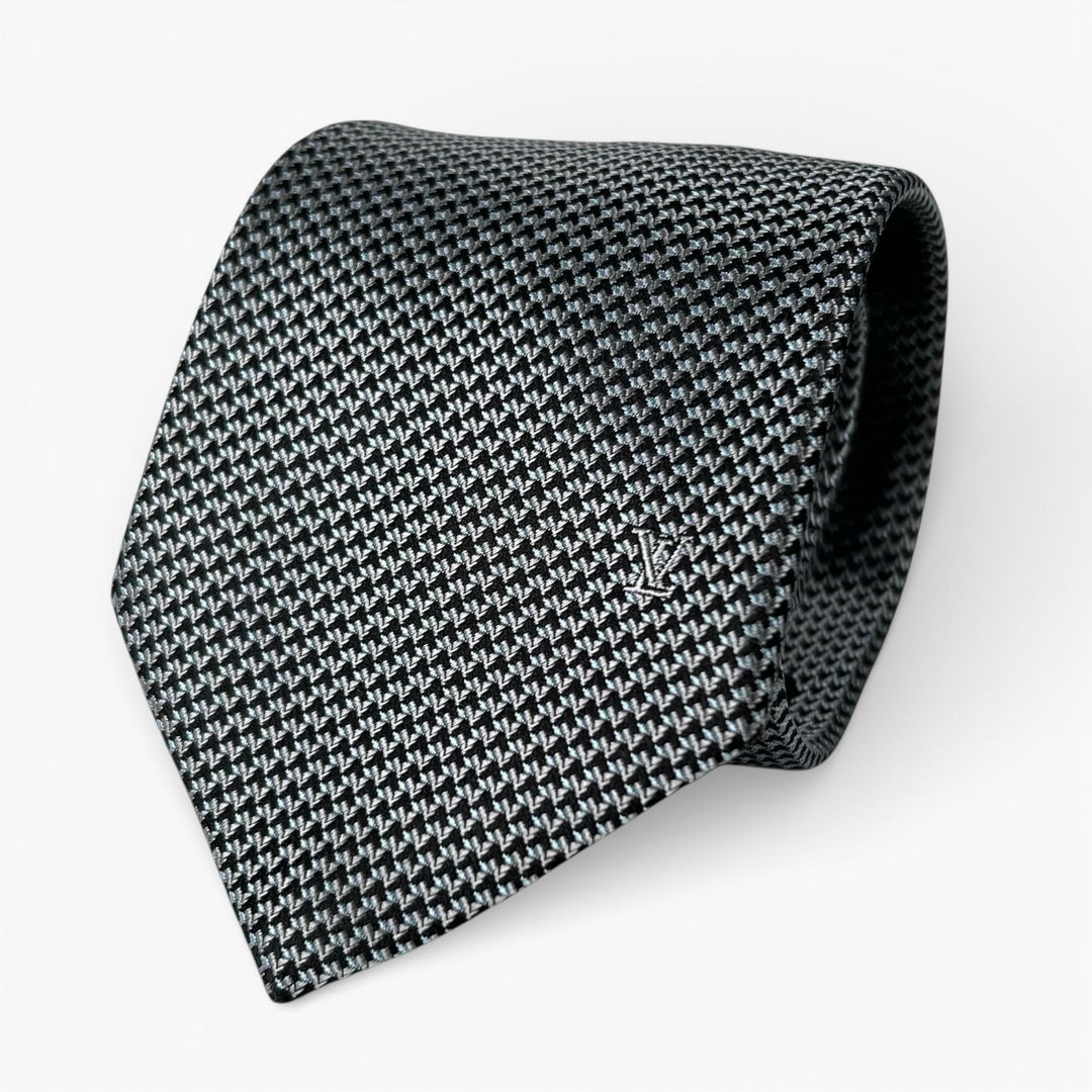 Excellent LOUIS VUITTON tie Cravate LV embroidery gray silk mens M72996