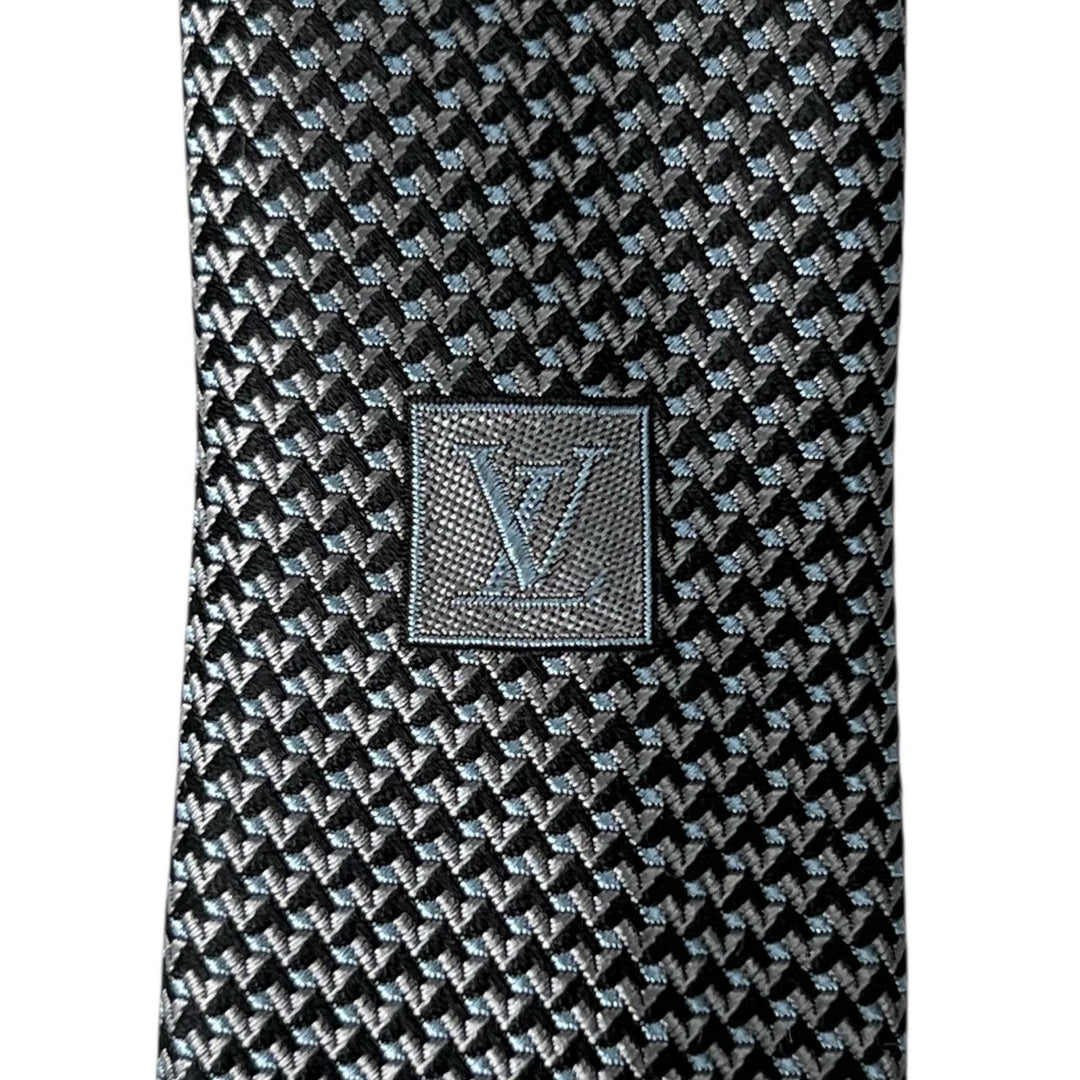 Excellent LOUIS VUITTON tie Cravate LV embroidery gray silk mens M72996