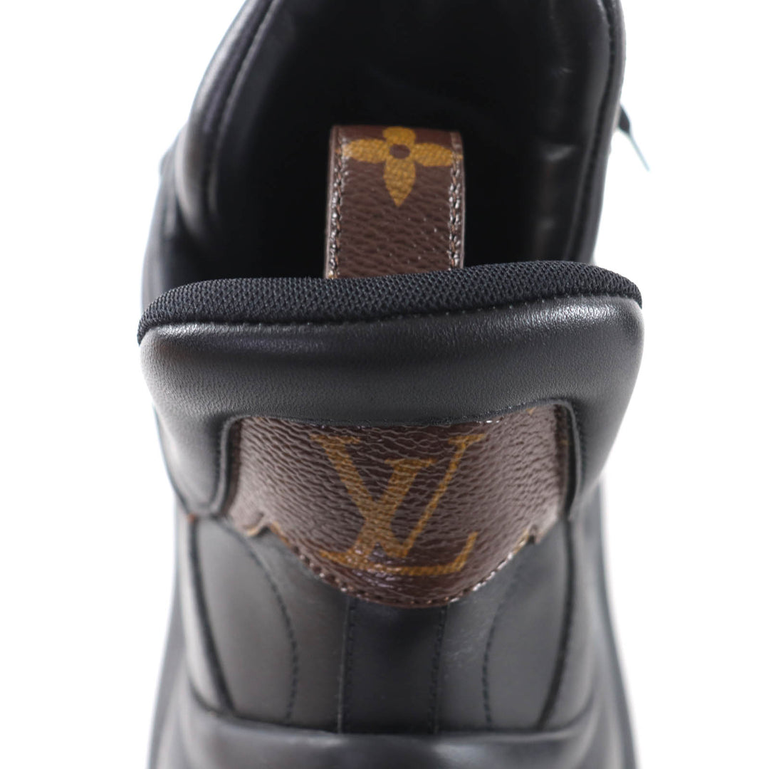 Excellent LOUIS VUITTON sneakers Arclight line black leather Women 41