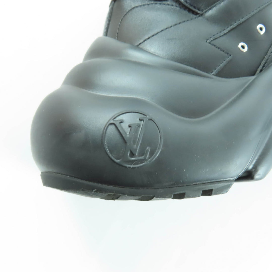 Excellent LOUIS VUITTON sneakers Arclight line black leather Women 41