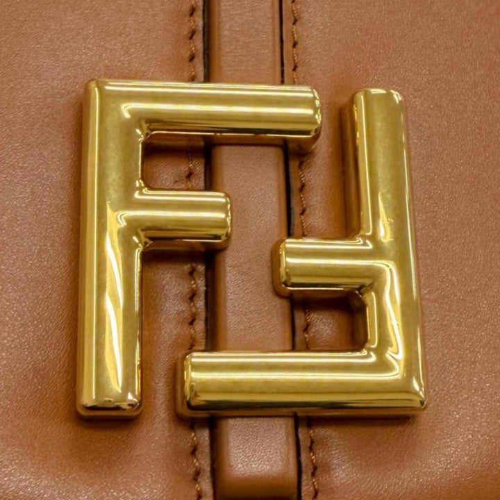 Excellent FENDI Shoulder Bag C'mon Small Brown leather Women 8BS082
