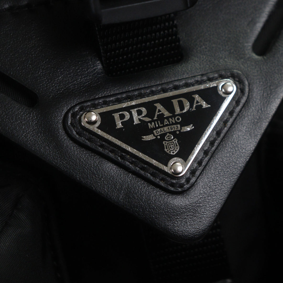 Very Good PRADA Shoulder Bag black Nylon mens 2VD062