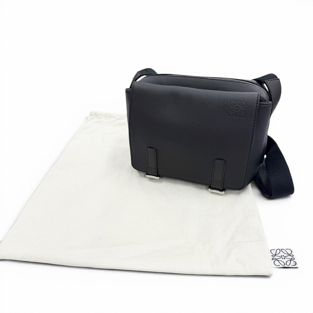 Excellent LOEWE Shoulder Bag black leather mens XS B553A72X22