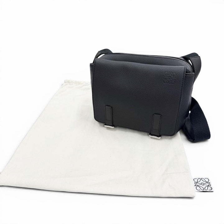 Excellent LOEWE Shoulder Bag black leather mens XS B553A72X22