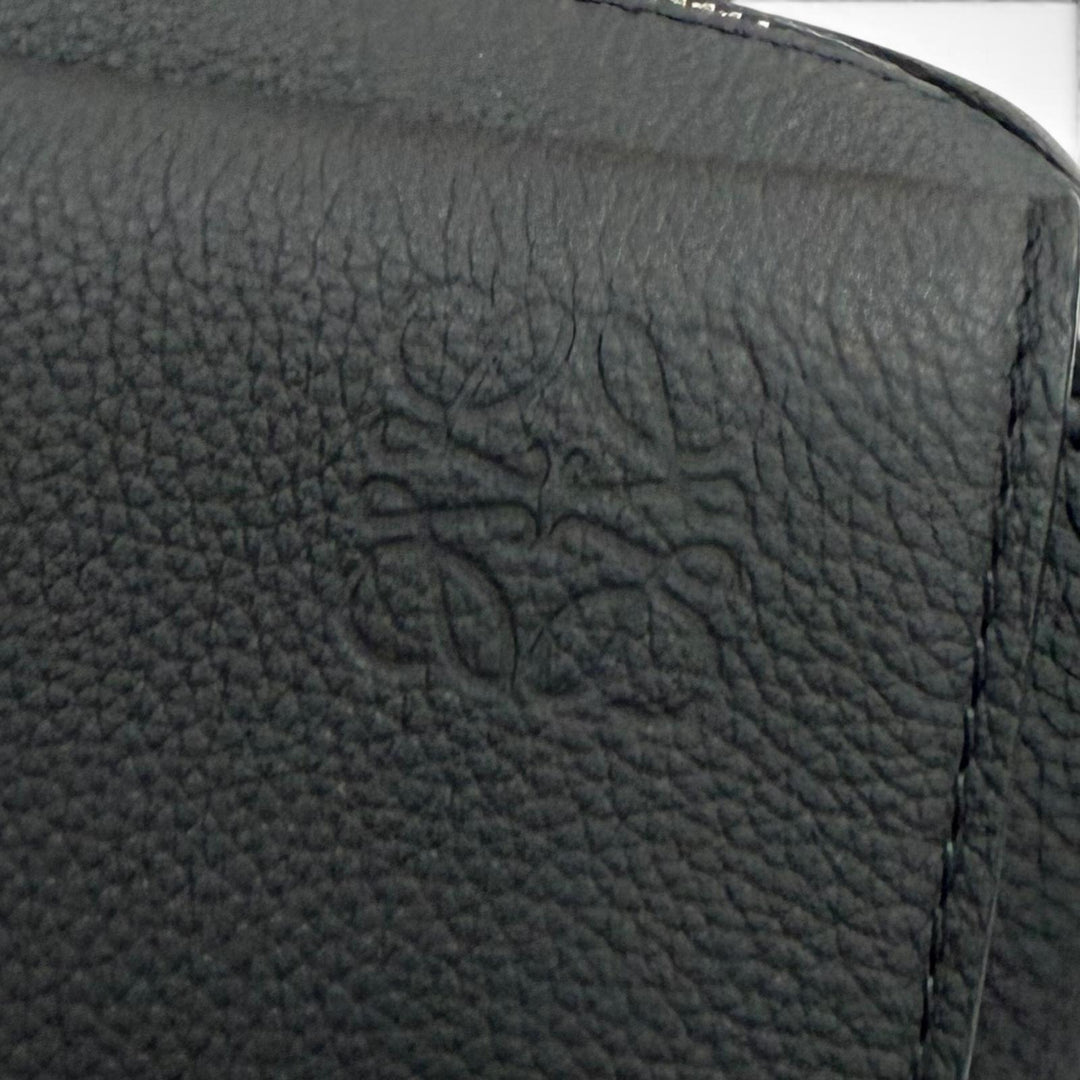 Excellent LOEWE Shoulder Bag black leather mens XS B553A72X22