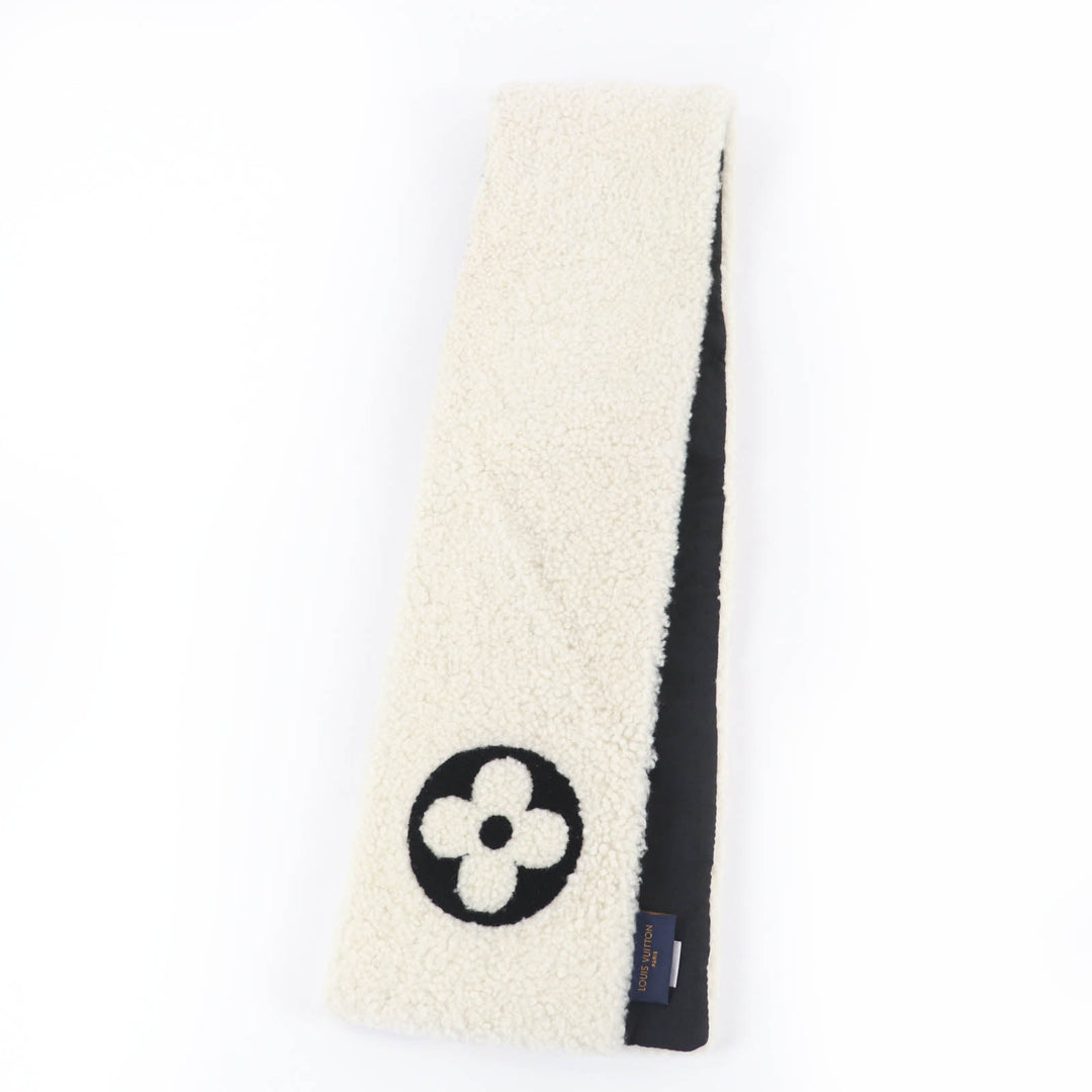 Great LOUIS VUITTON Scarf LV logo shearling mouton Ivory Sheep leather M77054