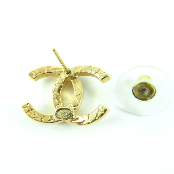 Great CHANEL Pierce COCO Mark rhinestone gold Women A24V