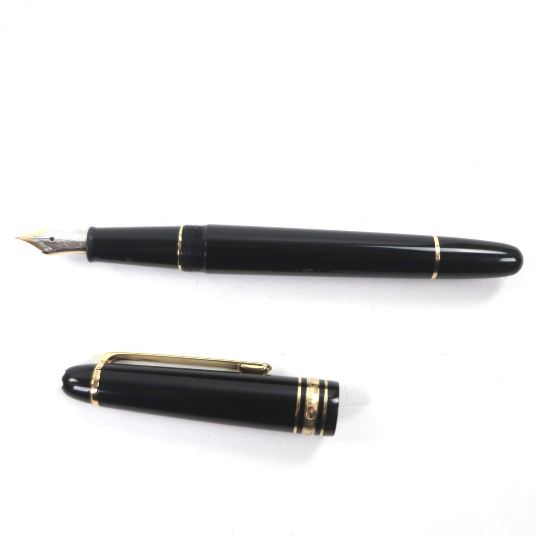 Great MONTBLANC fountain pen Meisterstück Classic 145 white star black 14K mens