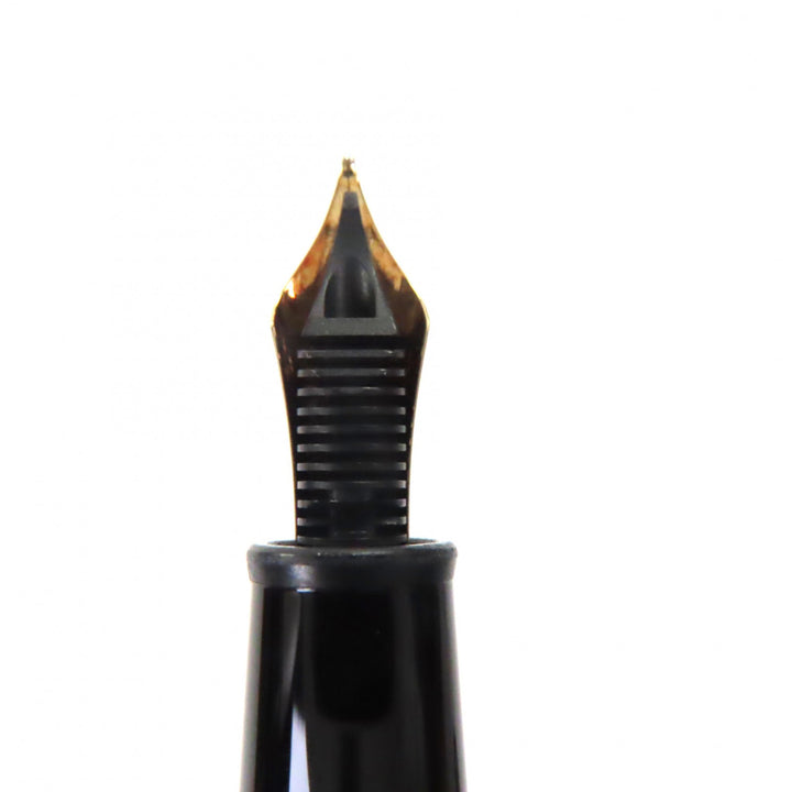 Great MONTBLANC fountain pen Meisterstück Classic 145 white star black 14K mens