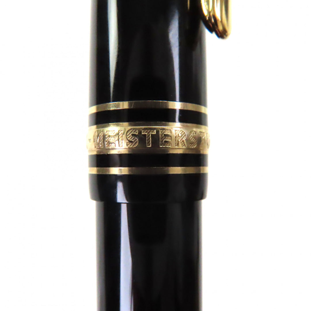 Great MONTBLANC fountain pen Meisterstück Classic 145 white star black 14K mens
