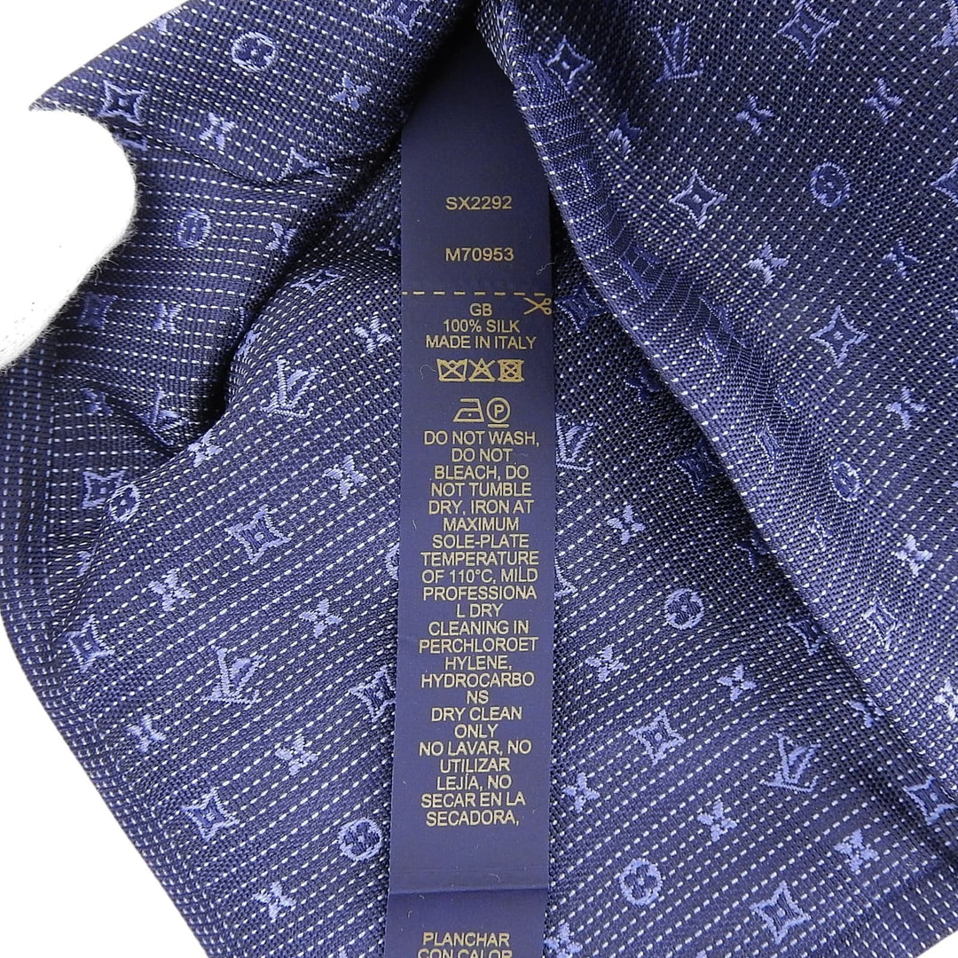 Excellent LOUIS VUITTON tie Cravat Monogram Classic silk mens M70953