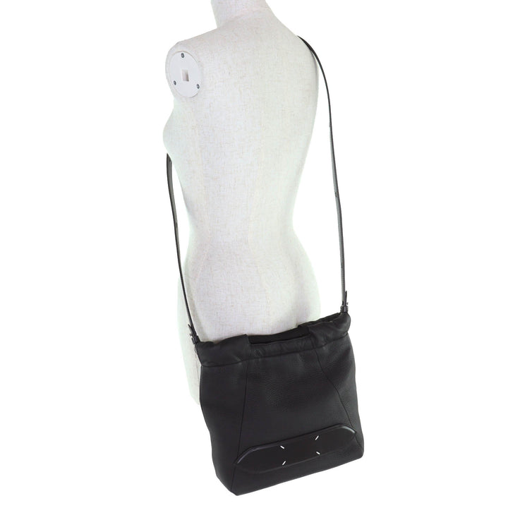 Great Maison Margiela Shoulder Bag SOFT 5AC DRAWSTRING BAG SMALL 3-Way SB1WG0044