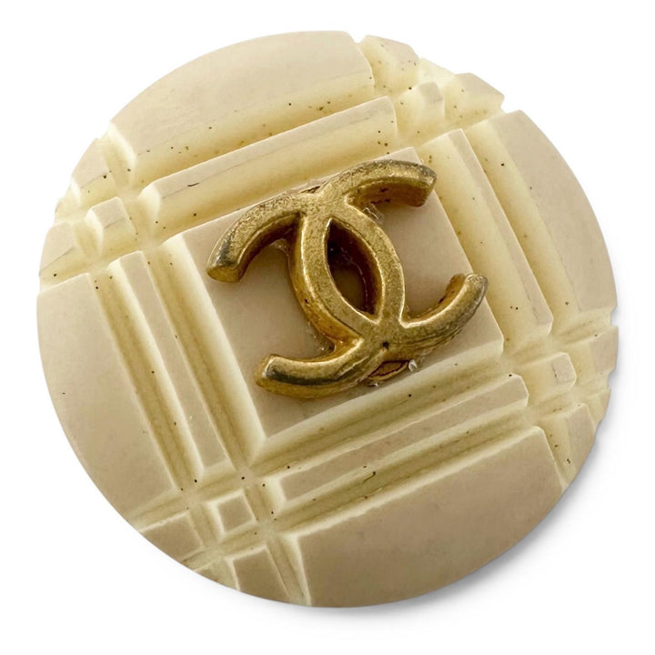 Great CHANEL button CC Logo COCO Mark Lattice Pattern 9-Piece Set beige Women