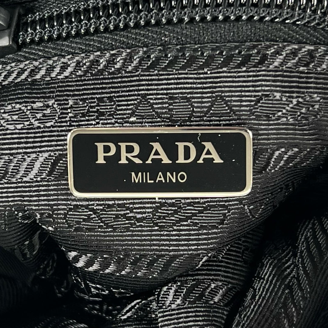 Excellent PRADA Pouch Re-Nylon Triangle Logo Cosmetic Pouch black Nylon Women