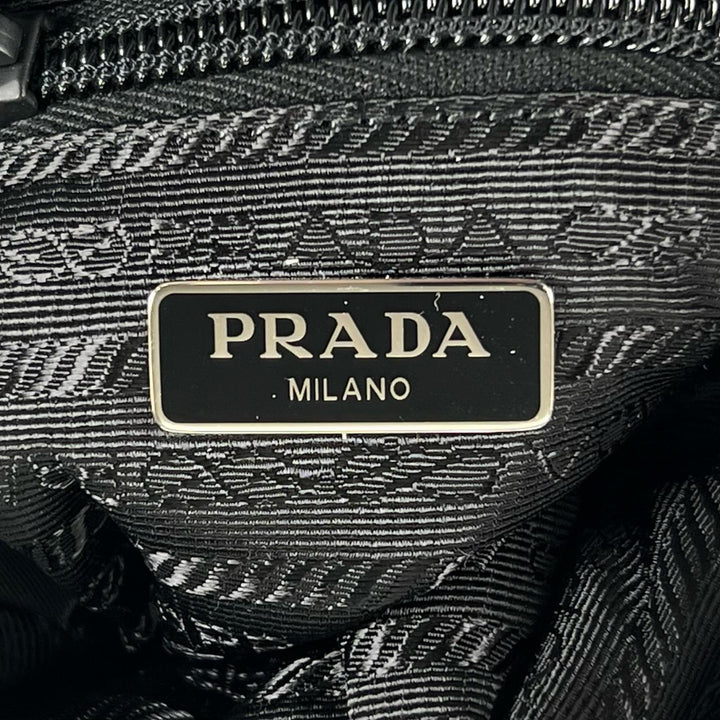 Excellent PRADA Pouch Re-Nylon Triangle Logo Cosmetic Pouch black Nylon Women